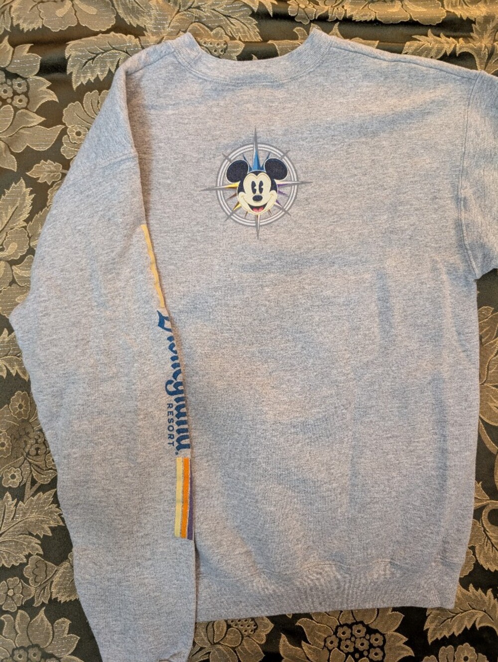 Disney Parks Women's Grey Sweatshirt with Colorful Park Graphic Size S - Picture 4 of 11
